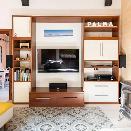 Holiday home Es Limoner By Slow